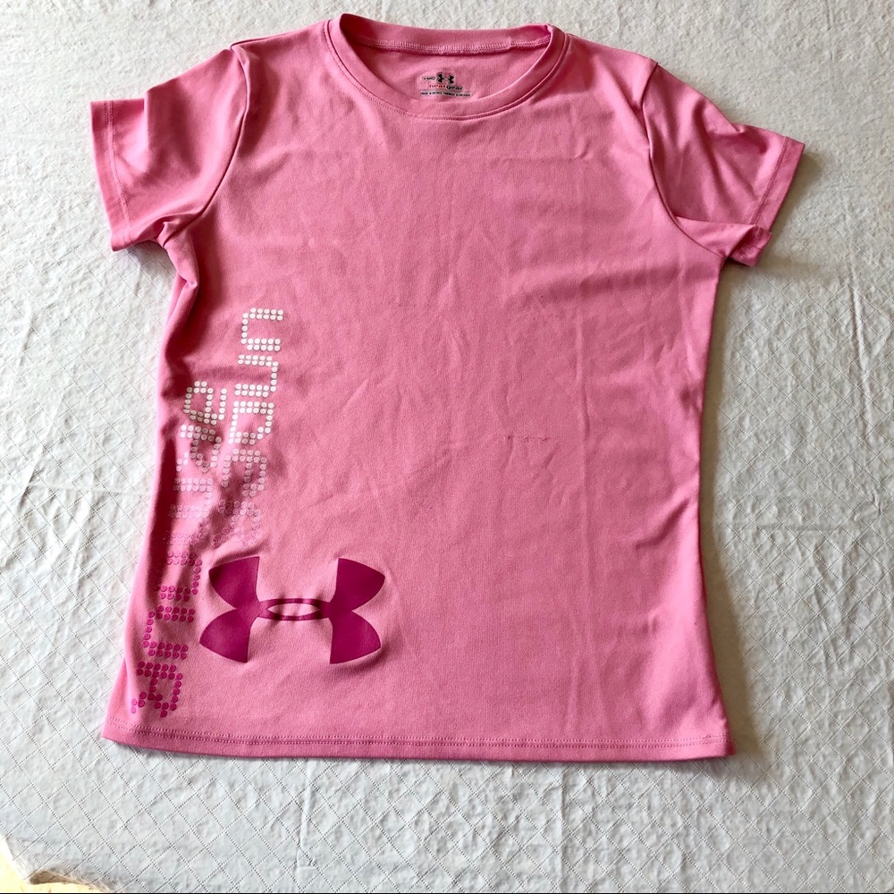 Under Armour girls shirt size medium heat gear